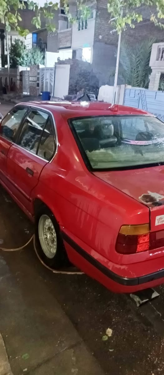 السلام عليكم بي ام 535 مفتوح سكليتر اميل موديل 91 مشروع وطني بلادي شويه جارده السعر 45 للاستفسار ***********
