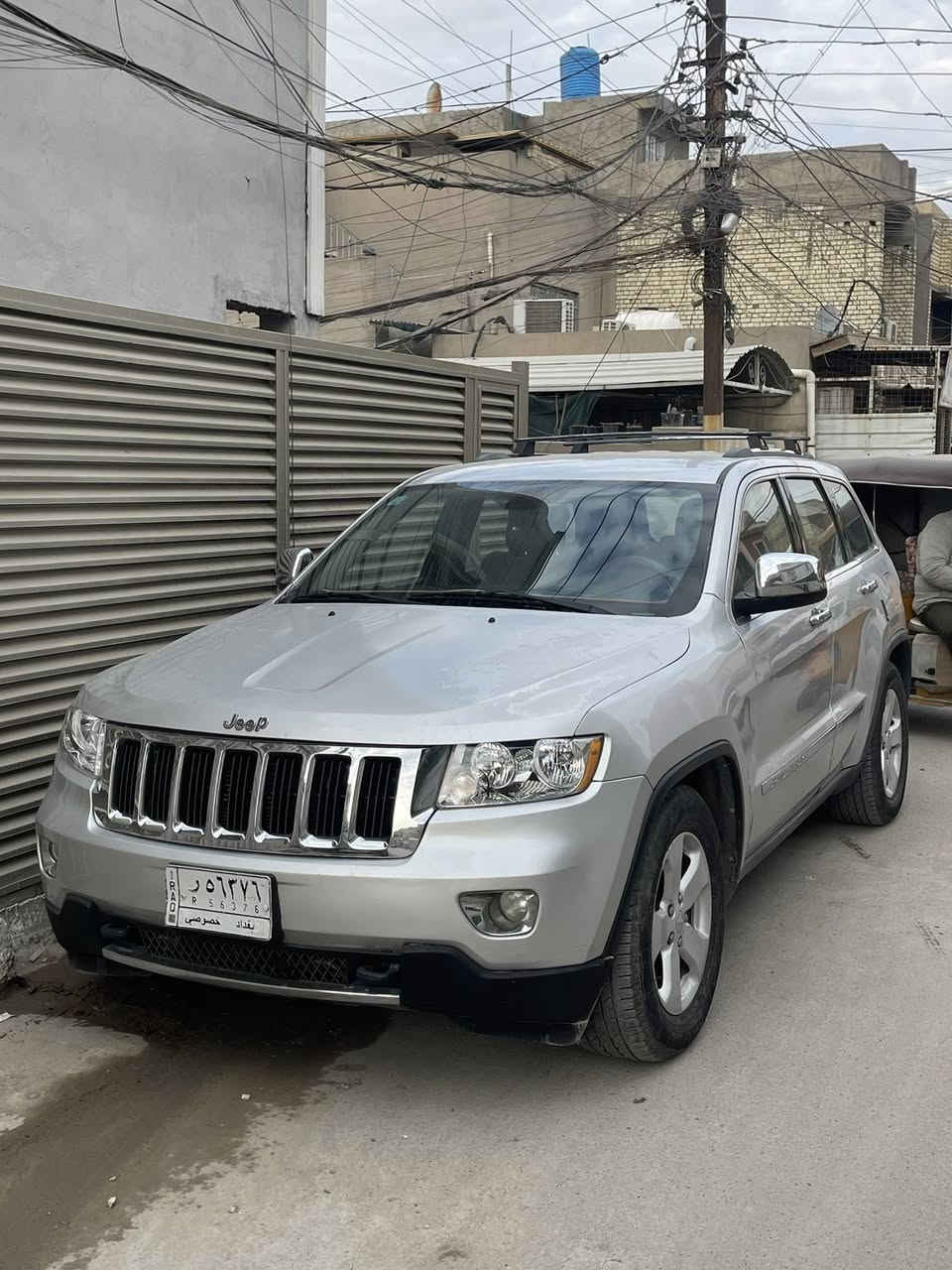 السلام عليكم ورحمة الله وبركاته
للبيع جيب لاريدو ٢٠١١ 

وارد امريكي ماشيه 78mile حقيقي 

رقم بغداد سنوية جديدة مساقطة 

مكينة ٣٦٠٠ مكفولة من الفتح 

كير مكفول 

صدر تبريد كله مكفول 

المواصفات 

بصمة ابواب وبصمة تشغيل 

وبصمة جنطة 

كشنات جلد

كشن كهرباء

تدفئة بالكشن

٥ وضعيات قيادة

فول مواصفات عده الفتحة

بيهه ٣ قطع صبغ 

والسياره دبل كوت يعني السونار صعب يقراهه

من الشركة دبل كوت والي ميعرف شنو دبل كوت

( من الشركة اول متتصنع السياره اذا معجبهم الصبغ يعيدون فوك القطع الي معجبتهم ) يعني اي عيب مابيهه

السياره جديدة واي نقص مابيهه

السعر جداً مناسب ١٢٩ ورقه مجال بسيط

***********

مكاني بغداد
