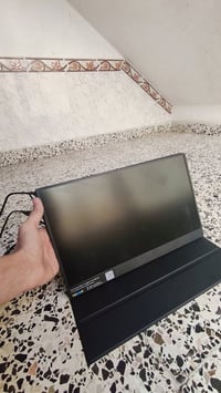 شاشه محموله • ١٦ انش • ١٠٨٠×١٩٢٠