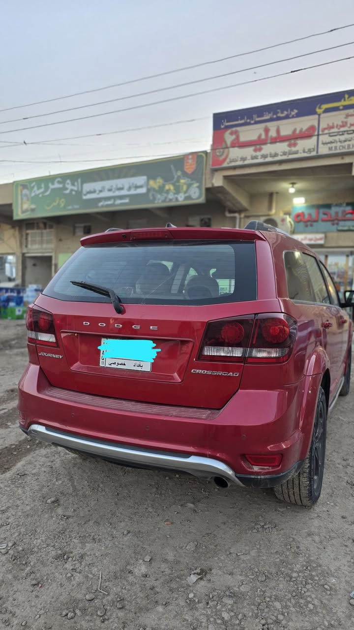 للبيع او مراوس… دودج جورني 2020 
فئة الكروس رود 
محرك 2400 سلندر4 اقتصادي 
مقاعد جلد ،،، مواصفات السياره معروفه
سياره داخله كلين بيهة دعاميه خلفيه بس 
وبالعراق بيها ملاحضات  موجوده بالصور
 ماشيه 113 الف 
مكانها المنصور
سعر 169$ وبيهة مجال للشراي
***********
غير متواجد فيس بوك
