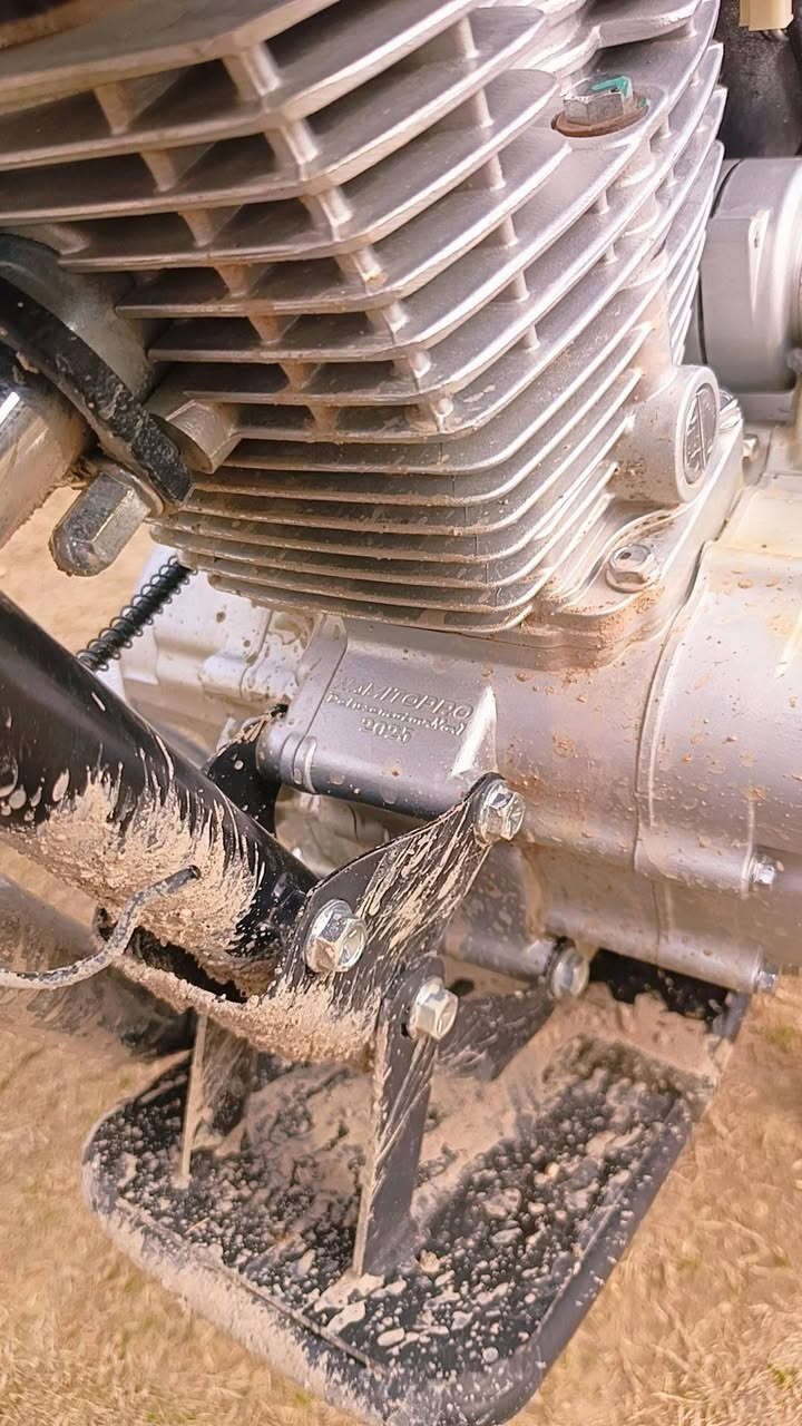 السلامو عليكم للبيع ويرهم مراوس بقفاز موطور نامه برو موديل 2025 محرك 200شرط صبانه ما مطخوخ تحريك نار تشغيل عن بعد منفيس موجود تعال اخذ تراي وشوف تحريكه شرط ربع ماتخلي علي السعر خاص وتدلل رقم***********
