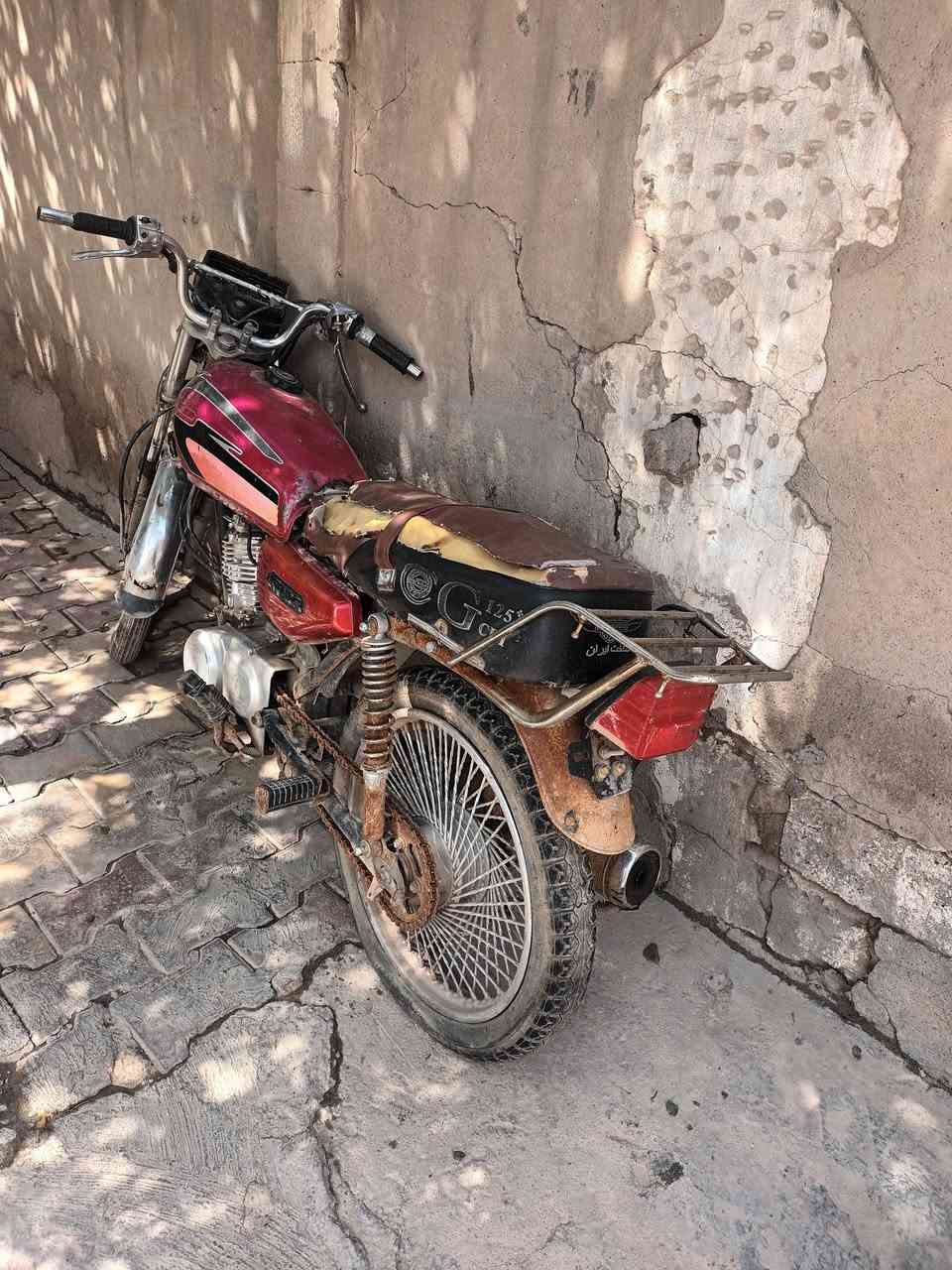 دراجه كلك تايكر للبيع العزيزيه 
***********
