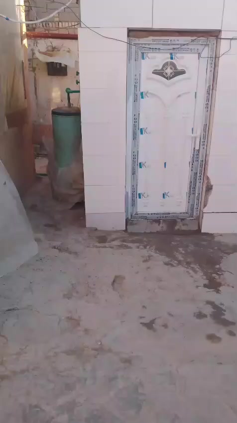 بيت مكون من قرفتين وصاله وستقبال مع صحيات المساحه 225 العنوان ما بين حي المهندسين ولهلايجيه مباشرتا خلف مدرست بغداد الي بحي المهندسين التواصل *********** أو حياكم الله
