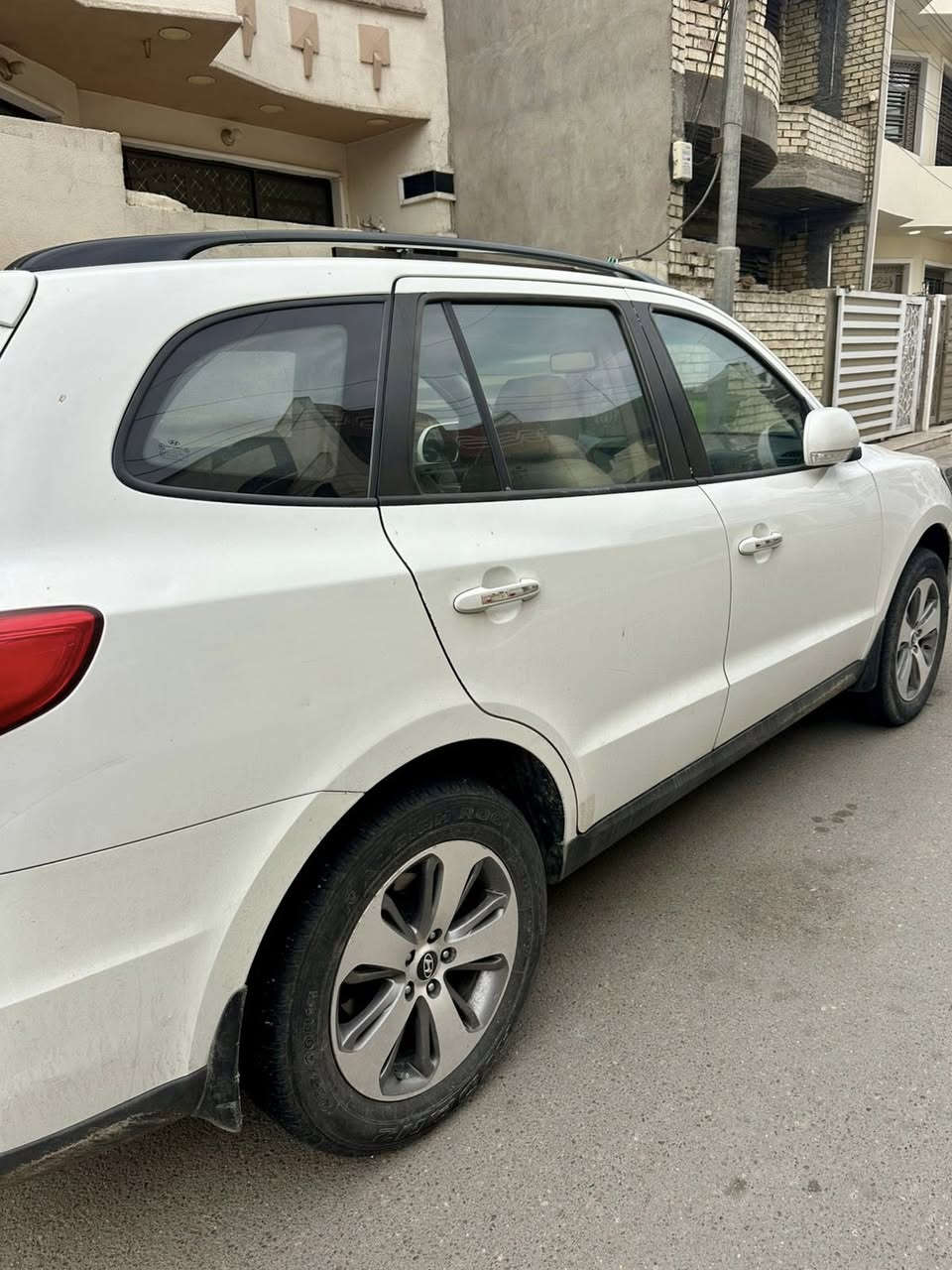 السلام عليكم سنتافي 2012 خليجي موصفات فتحة ٦ سلندر ٧ راكب ٣ قطع تبريد حساسات كامرة خلفية فور ويل رقم بغداد الجديد سنوية جديدة بسمي السيارة السعر 155 المكان بغداد رقمي ***********
