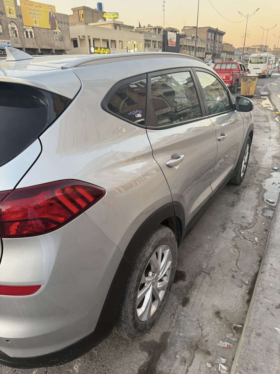 سلام عليكم توسان 2021 أمريكي حادثه دعاميه خلفيه وقبق جنطه مع تصليحات خفيفه صبغ بالميد والباب الخلفي اثر شخوط تحكمات كرسي كهرباء كأمره دواره رقم بغداد مكانه بغداد البنوك ***********
