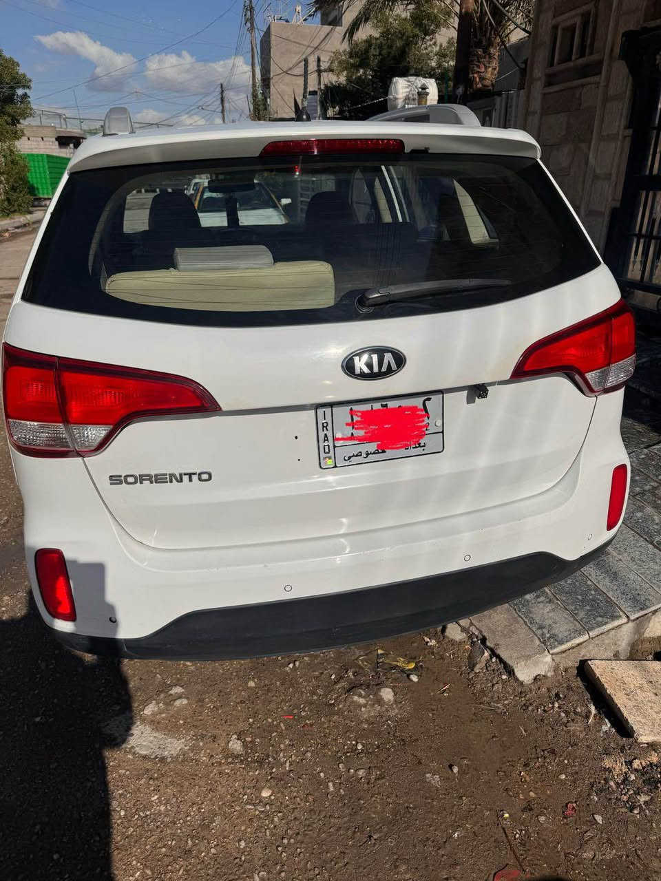 سورنتو للبيع موديل 2015 خليجي 4 سلندر رقم بغداد مشروع وطني باسمي جميع المواصفات ماعدا البانوراما ماشيه 130 للاستفسار فقط طخه بل بنيد موضح بل صوره هاتف ***********. بغداد, العراق
