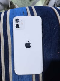 البيع آيفون 11عادي جاهز ستخدام شخصي ب96بلاديه ث128جاهر كله شغال صوت سي...