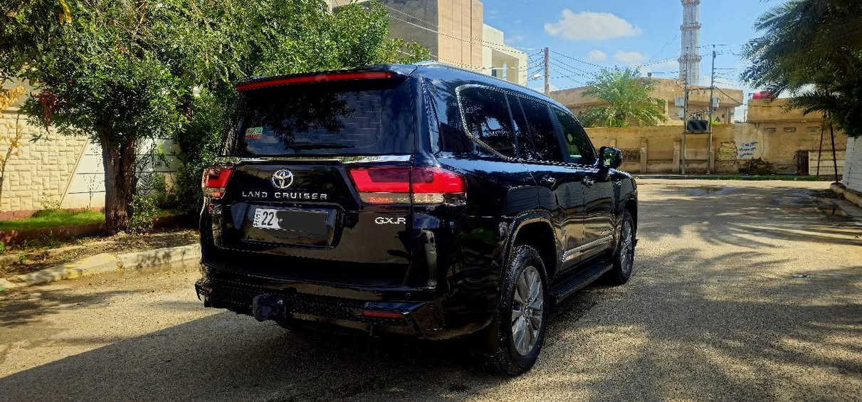 السلام عليكم لاندكروز ٢٠٢٤ GXRمحدث VXRلمتدد بلاك ادشن التحديث لايت ولحيه ودعاميه لجماليه التحديث مو ضرر السياره كفاله عامه من الضربه والصبغ والتعديل ماشيه ٨الف كيلو متر مواصفاتها محرك ٦سلندر ٤٠٠٠تنفس طبيعي المرغوب لايت كهرباء لايت عدسات زراك لايت ٨ايرباك كشنات جلد احمر بلادي تشغيل عن بعد ايبادات خلفية هندبريك بصمة كاميرات ٣٦٠درجه حساسات دعاميه امامي خلفي سلايت صندوك كهرباء ويل كب حجم ٢٠ بيبان بصمه ٤بيبان كتابات ليزرية طفايه تحكم ستيرن جهتين وبعد بيها هوايه مواصفات السعر ٦٤٥وبي مجال لاتصال*********** مكان السياره بغداد الغزاليه
