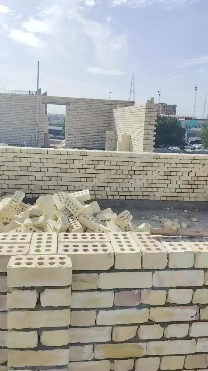 السلام عليكم متوفر بنه متفرق حالين في النجف 
***********
