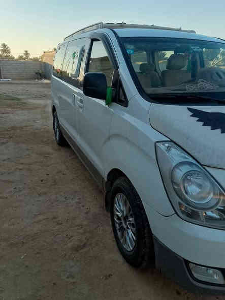 سيارة موديل ١٦ فول مواصفات وجه الجديد واحد على واحد مكفوله كفاله عامه ***********
