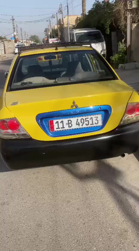 السلام عليكم لانسر للبيع موديل 2010 الشركه العامه
كير عادي هيئه وغرامات مصفره الجاملغات الوره مرشوشه الحادث الصندوك واصله لنص الحوض كهربائيات شغاله كير ومكينه خير من الله رقم بغداد الدولي  سنويه 2029 السعر 65 وبيها مجال بسيط حك الجيه مكاني بغداد حي العامل ***********
