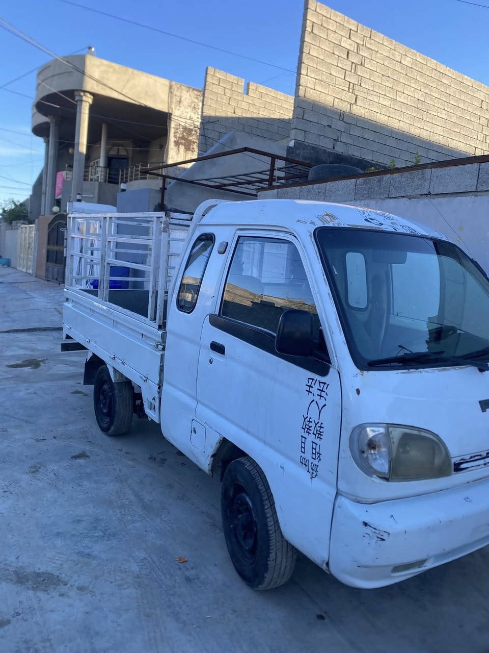 سلام عليكم فاو للبيع موديل 2006
كير محرك شرط جديد كاربايه كول شغال بلادي 
شاصي شرط بلادي تسلسل مرور اوراق كامل 
قماره ربع مكاني كركوك فيلق سعر19
***********
