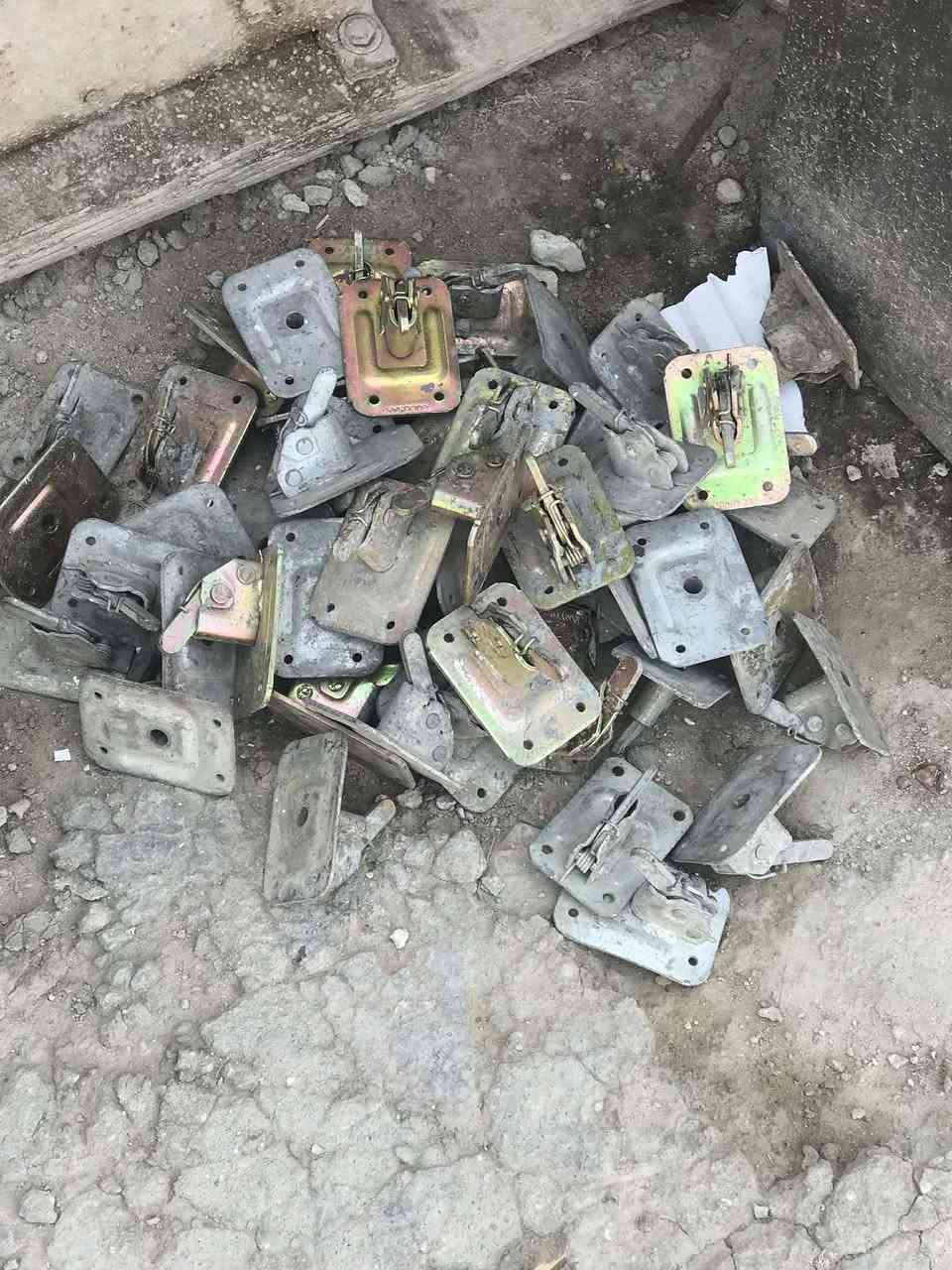 سلام عليكم  عصافير للبيع العدد106شغلة وحدة.   اي استفسار اتصال ‭0783 057 7915‬
