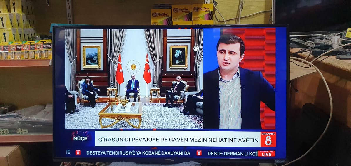 تەلەڤیزۆنی جەنەڕاڵ ماکس قەبارە 43
زۆر خاوێنە نرخی 100000 لە هەولێرە
پەیوەندی بکەن بە واتساپ *********** أربيل, العراق
