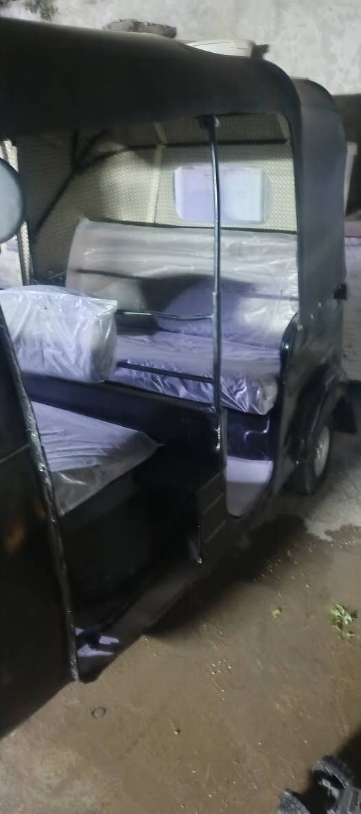 سلام عليكم تكتك موديل 17اوراق سحب اكفل. سرقه وعشاير السعر 3250وبيه ماجال مكاني الصلاح قرب الجزيره السياحية.. الرقم***********
