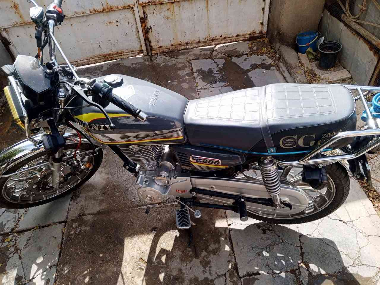 سلام عليكم عندي دراجه SVANIY اللبيع 
سعر 800الف
عنوان ميسان 
رقم الهاتف ***********

