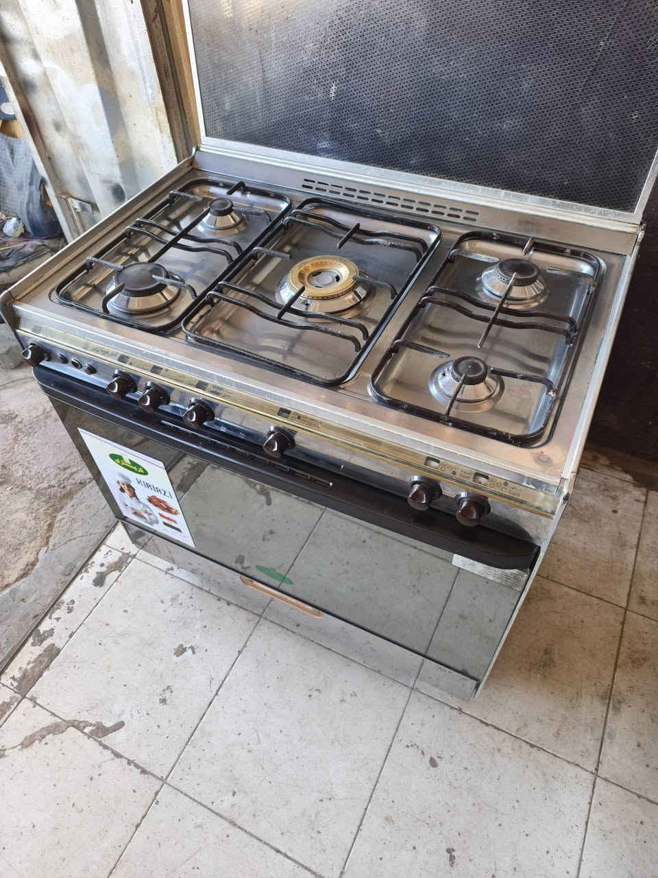 طباخ كريازي مصري استيل اصلي قبق جام ع فحص شغال نضيف كل نقص مابيه جاهز          210
‏‪0781 090 0608‬‏       ‏‪0773 367 1776‬‏
