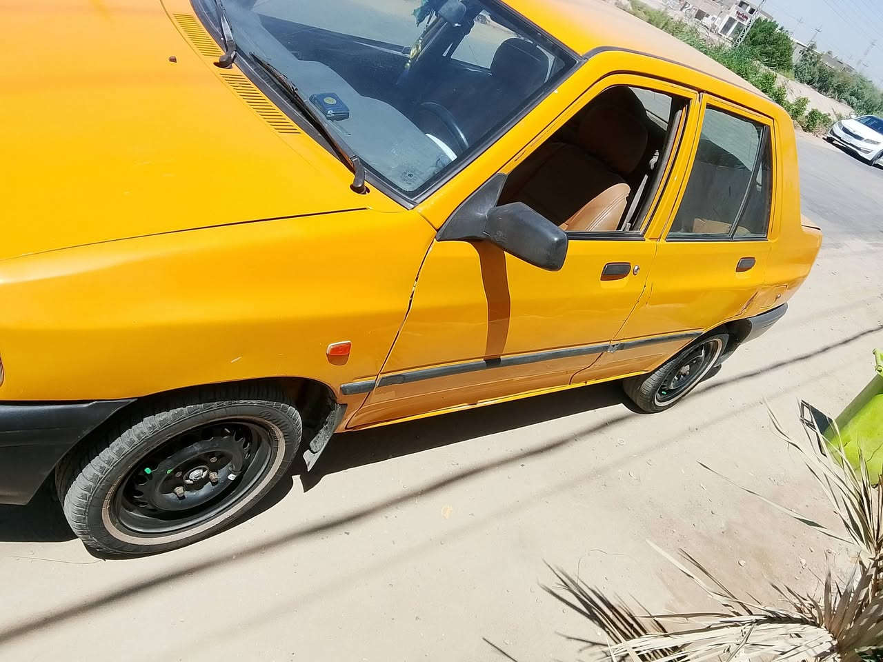 موديل 18مكينه كير خير من الله حداديه جديده تخم تاير تبريد شاد منضومه كامله بس اكو بوري مزروف سنويه 28بسمي مداور ثاني يوم مشروع وطني مصفره هيئه وغرامات السعر 38وبيه مجال قليل مكان السياره كربلاء طويريج رقم التلفون ***********
