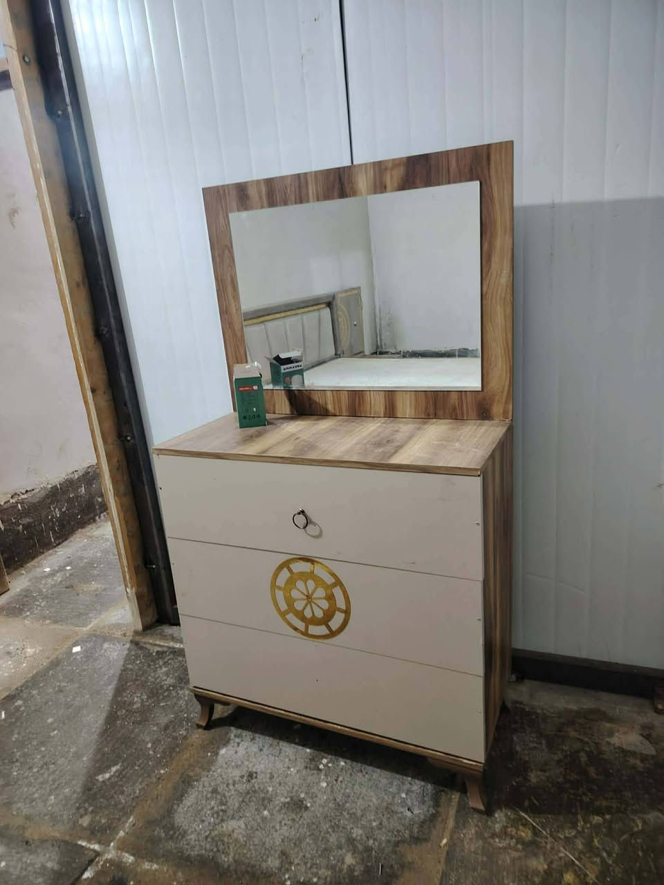 غرفه تركي ضخمه اخت. الجديد كامله تركي اصلي ثقيل المكان ديوانيه *********** بي وتساب
