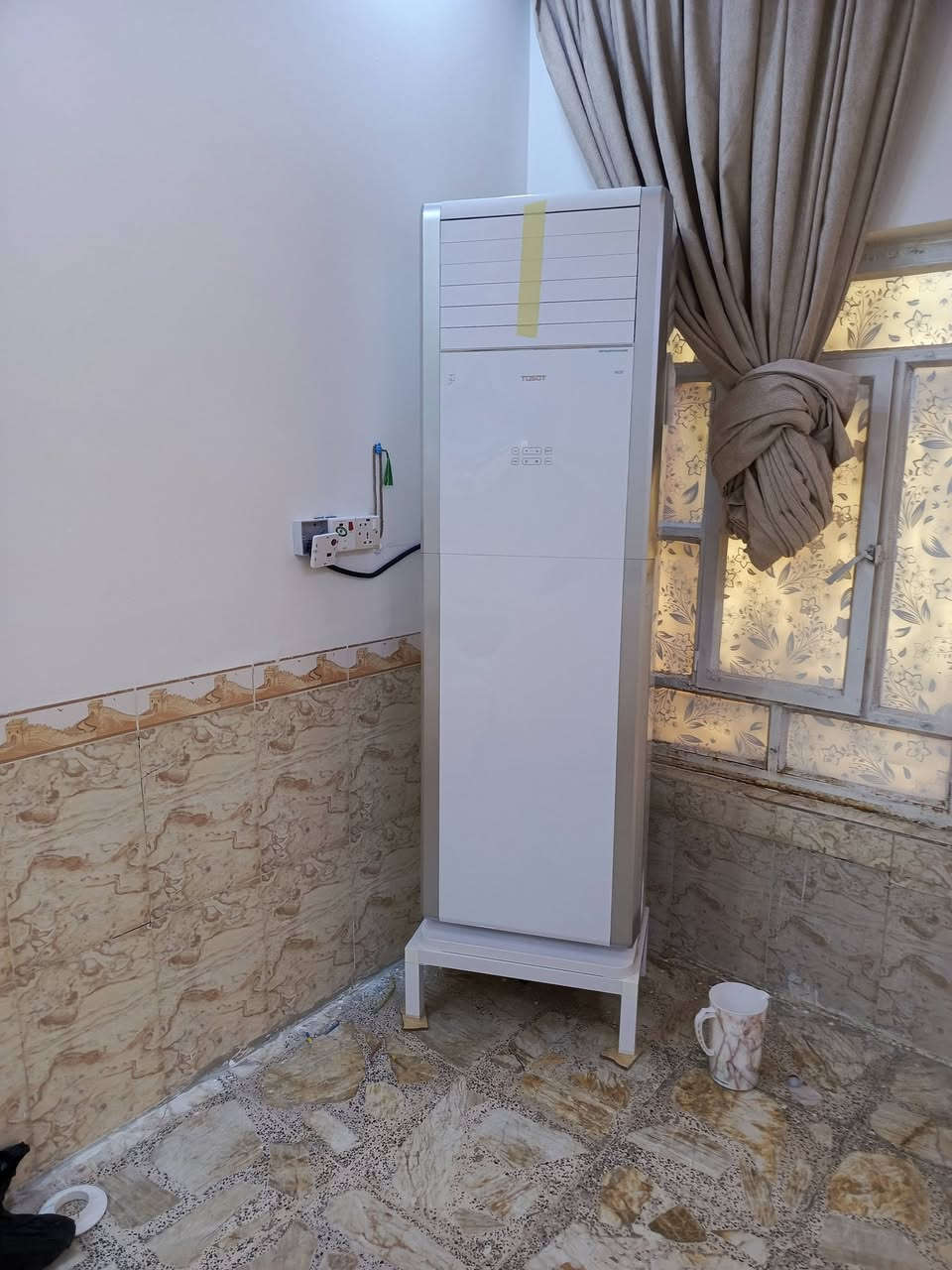 نصب وصيانة وشحن وغسل جميع اجهزه التبريد
***********
