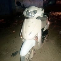 ليدي حديث مفتوح مره وحده كله شغال نضافه نفس مو واضح بل صوره مكينه خرسه...