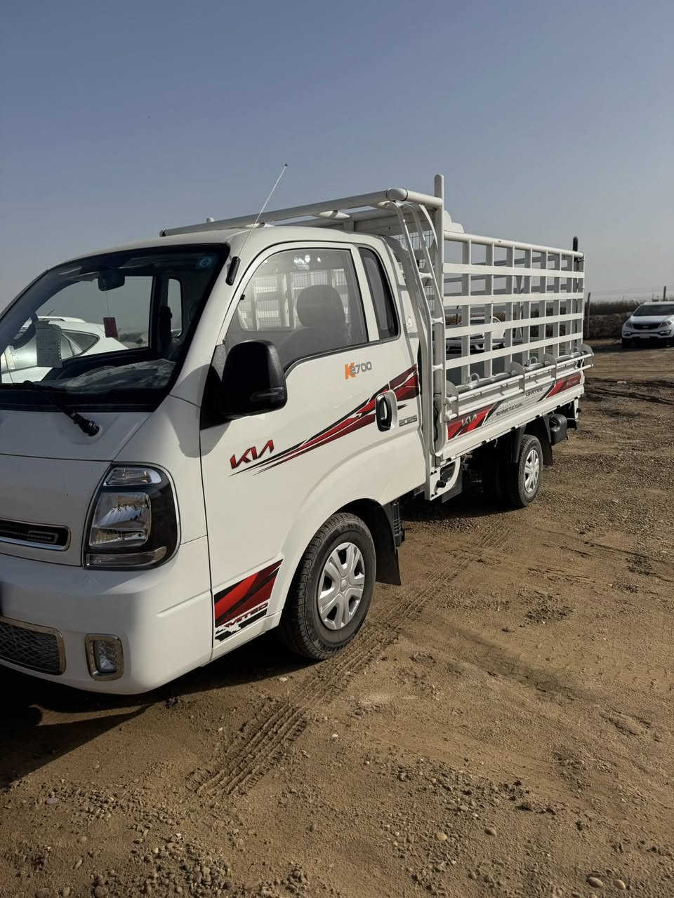 السلام اعليكم كيا للبيع 2025  ماشيه 6600 زيرو مكفوله رقم بغداد   السعر  175  المكان بغداد  للاستفسار الاتصال على الارقام ***********
