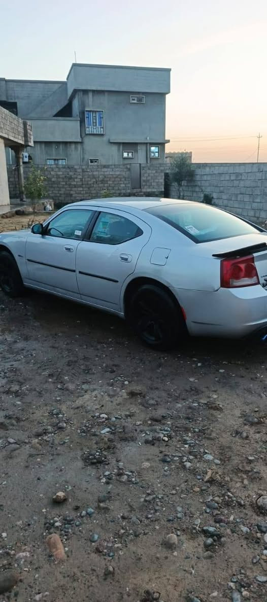 السلام عليكم. للبيع وترهم مراوس حسب القناعه. جارجر موديل ٢٠١٠ صبغ قطعتين رقم بغداد مشروع وطني سياره جاهزه مابيها شي مايشتقل. شرط التحويل السعر ١٢٠ وبيها مجال. للأستفسار ***********.. ملاحظه مكلف بالنشر
