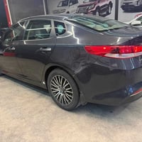 كيا أوبتما 2016 حادثهه باب جهه السايق سعر 80 وبيهه مجال مستعجل على بيع...