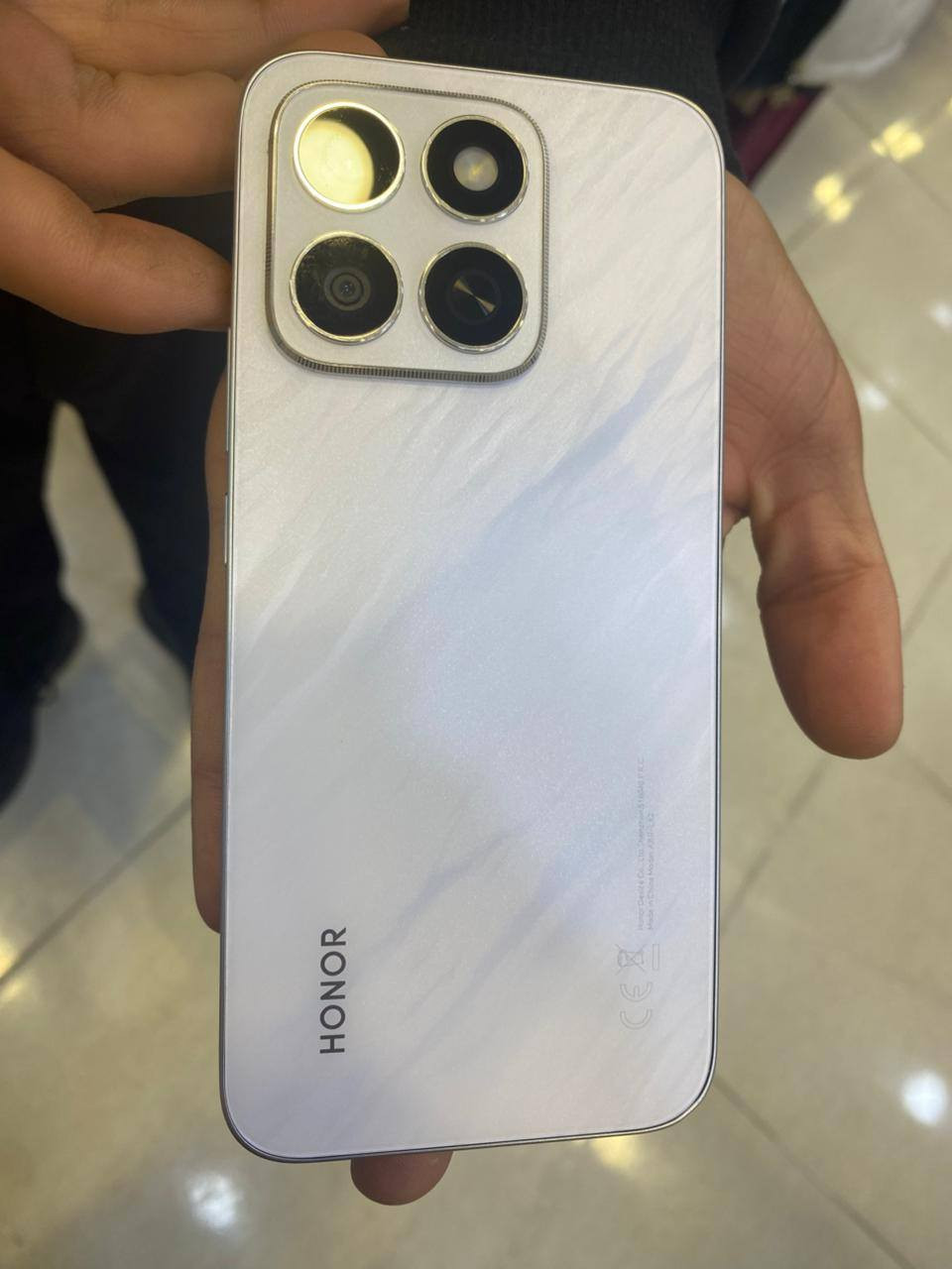 هونر اكس 8 بي باستخدام شهر واحد باكيت وشاح انت وياه وذاكره 256
موقع اربيل وهذا رقم الهاتف بواتساب***********, السعر مال 225 الف
