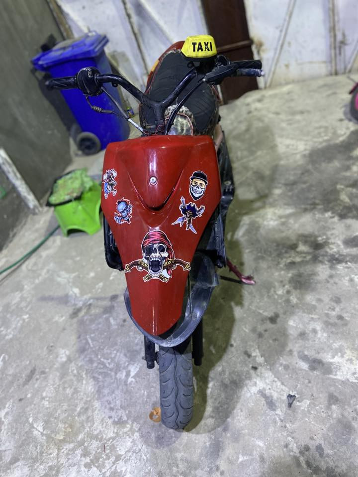 للبيع بوشه بلاد مفتوحه نكره سلف ضفيره بلاديه كامله للتواصل ***********كلجات رياضي
