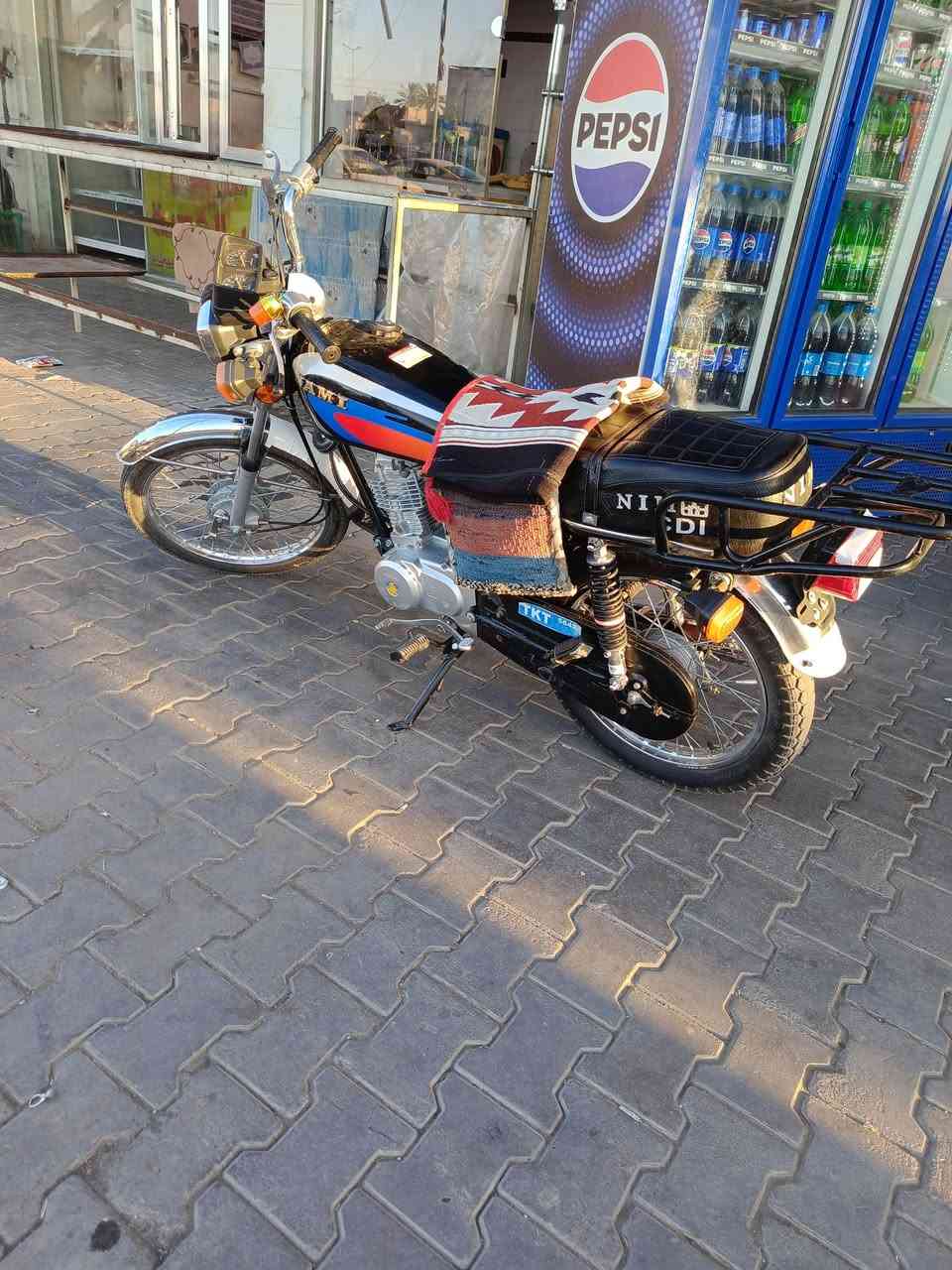 السلام عليكم دراجه نامه موديل 27 اوراق سكنر مقفوله كفاله عامه دراجه حلوه ونظيفه السعر 700 وبيها مجال قليل مكاني كربلاء حي الحر ***********
