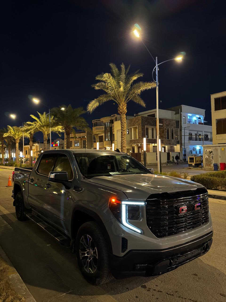 جمسي سيرا 2024 ماشيه 26ميل  حادث ربع جاملغ وبنيد مواصفات SLE.   8سلندر  5.300.  التواصل ؏َـَلى هذا الرقم ***********
