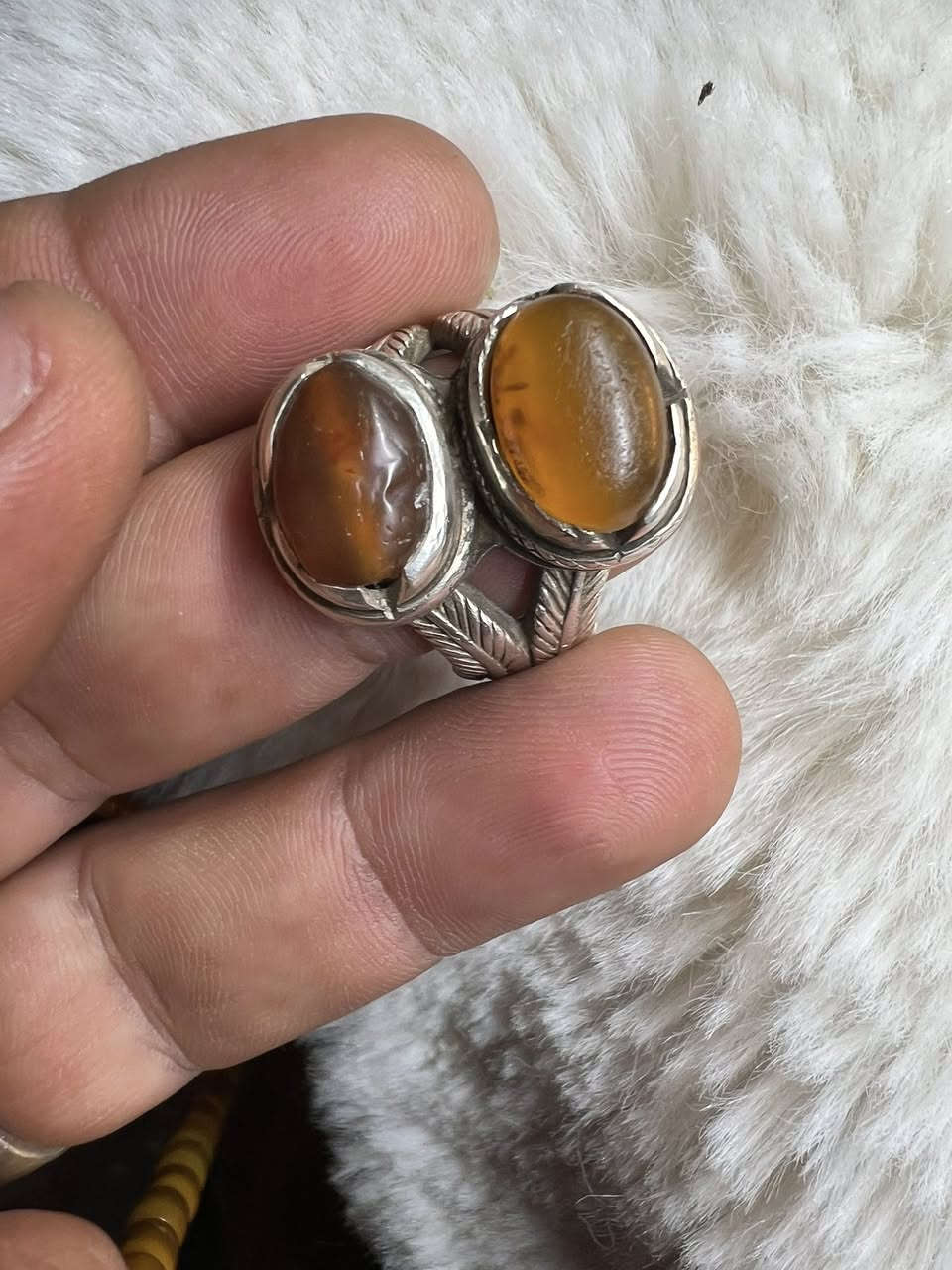 يماني قديم صياغه يدويه السعر 100


**إذا كنت صاحب هذا الإعلان وتريد حذفه لأي سبب، رجاءا أرسل رسالة إلى الدعم الفني**