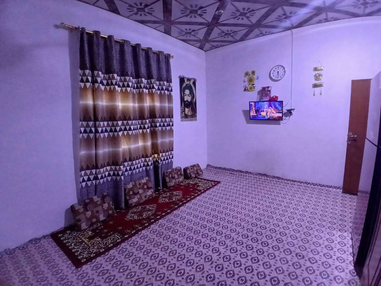 دار للبيع مساحة 250متر
شط العرب الكباسي الصغير 
شارع 7متر قريب عن الشارع الوسطاني 
***********
