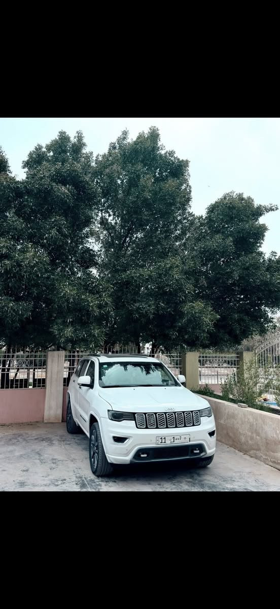 السلام عليكم للبيع او مراوس خليجي وكالة هارلم
جيب 2018 لمتد فول مواصفات عدا الجكات
كفاله عامه من الضربه و التعديل البارد 
بيه جامرلغ صبغ بسبب شخط و كارت ب البنيد
ماشية 64mi حقيقي جاهزه بدون نواقص 
كير محرك اكسل حدادية تبريد وضع شركة 
السعر 245$ وبيه مجال مكاني ديالى 
***********
***********
