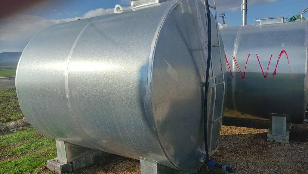 ســئ تـانکی بەردەستە. 
بــــەڪارنەهاتوون. 
دوانیان 15 هەزارین. 
دانەیەکیشیان 10 هەزاری. 
خۆم داونم بەکرد؟ موادی گەڵبەنایزە باشترین پلێتە.  شـــوێن  سەیدسادق 

***********
*********** السليمانية, العراق
