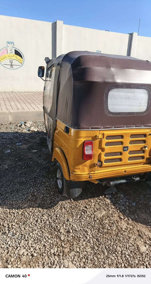 سلام عليكم من رخصة الأدمن 
تكتك موديل 2019 نظيفة عليها ادامة كاملة كير محرك اكسل لغود كلها جيد جدا من ايدي للشارع تفحص على ايدك السعر 6 مليون وبيها مجال للطيبين الي مايعجبة السعر ادخل صل على محمد وآل محمد عنوان ديالى بعقوبة رقم الهاتف *********** ابو عبد
