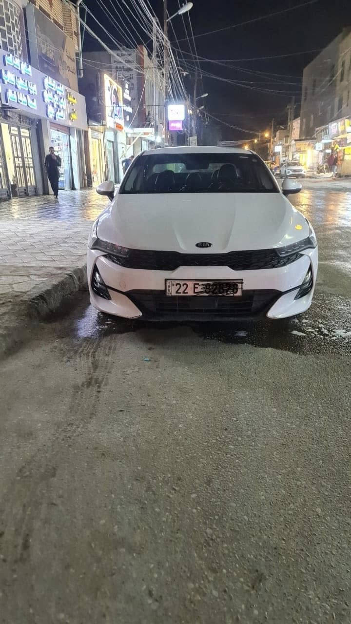 سلام عليكم (مكلف بلنشر)كي فايف واردكوري للبيع فقط فول مواصفات ماعده البنورامه بيهه اربع قطع صبغ وبيهه طخه موضحه بلصورالعنوان بصره ***********السعر 160وبيهه مجال
