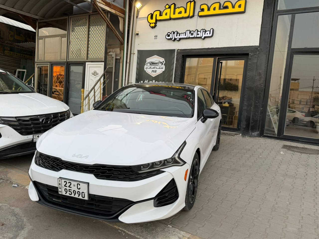 بسم الله الرحمن الرحيم
رمضان كريم عليكم 
يوم السبت 2/21
#إعلان_بيع_سيارة 🚗🔥
🔷 السيارة: كيا  K5  جيتي لاين فل موصفات
🔷 سنة الصنع: 2022
🔷 السعر: 180وبيه مجال
🔷  مرقم اربيل  موجودة حاليا في النجف 
🔷 الضرر: (كما موضح بالصور)
✨ وإذا تريد سيارة من المزاد الأمريكي (Copart / IAA)
     شرفنا نوفرلك كل انواع السيارات 🔥🇺🇸
————————————————————————
☎️ للاستفسار:
📞 ***********
📞 ***********
