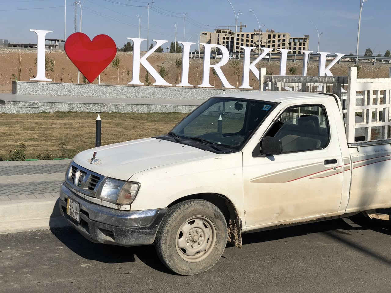 السلام عليكم للبيع سياره نيسان موديل 2002 ب اسمي مشروع وطني بطاقه بانزين رقم ديالى مكان سياره كركوك *********** سياره نضيفه و جاهزه مكينه گير كله شرط تبريد تتفئه شغال
