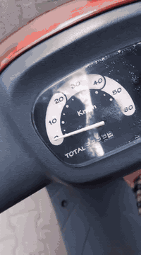 دراجه منغولي حاويه صارلها ٤ اشهر طالعه من المعرض دراجه جديده بعدها بحا...