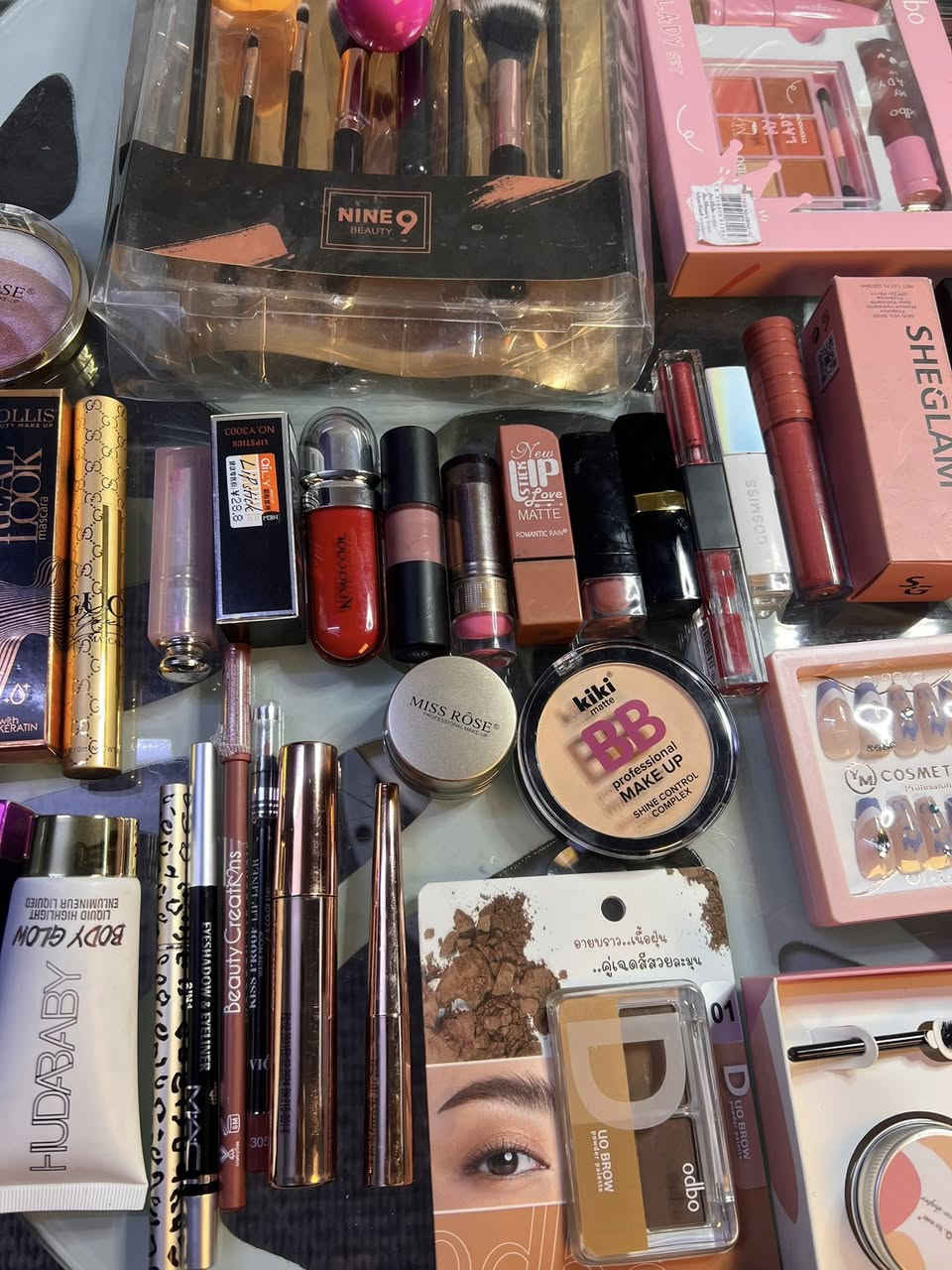 ع اول تم 40 قطعه مكياج  أوربي ب 25


**إذا كنت صاحب هذا الإعلان وتريد حذفه لأي سبب، رجاءا أرسل رسالة إلى الدعم الفني**