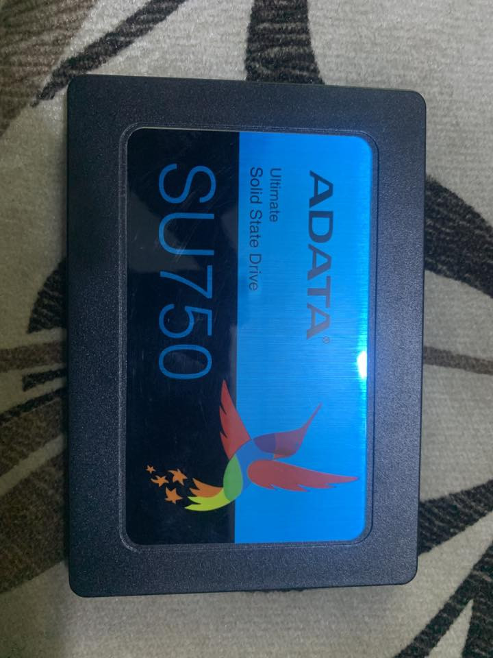 السلام عليكم
هارد 512 ssd للبيع 
الهارد جديد ومفحوص بي وندوز 10


**إذا كنت صاحب هذا الإعلان وتريد حذفه لأي سبب، رجاءا أرسل رسالة إلى الدعم الفني**