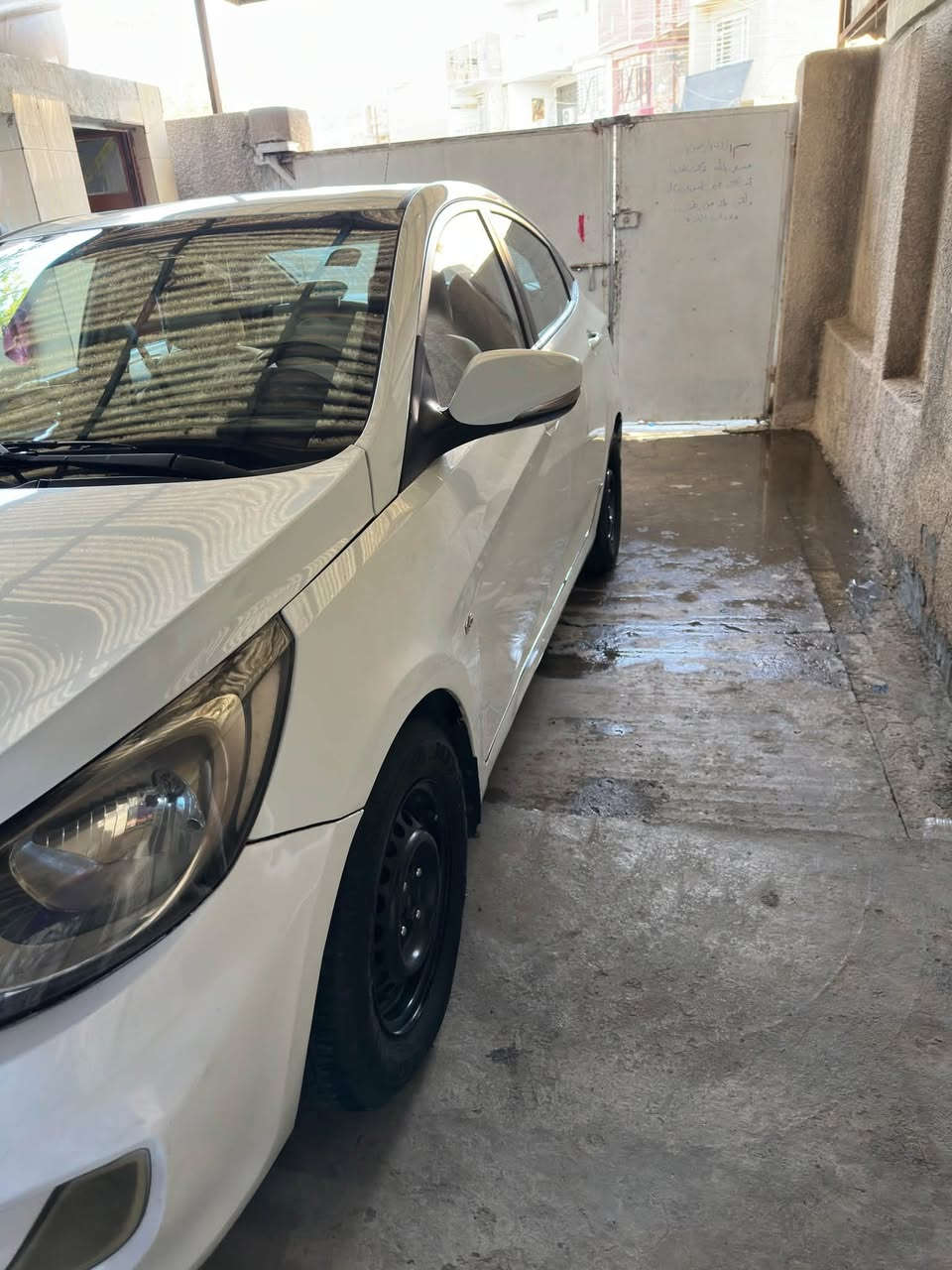هونداي اكسنت موديل 2013 خليجي مكينه 1600 دبل قطره داخل عسلي واسود گير اوتوماتيك سياره تبريد ثلج مكينه مكفوله وكير صدر امامي خلفي كله جديد مواصفات السياره تحكم ستيرن شاشه كامره اشاير بالمري تخم تاير جديد سياره احلى من صور مكان سياره بغداد سعرهه 85 وبيهه مجال للاستفسار الاتصال على الرقم ***********
