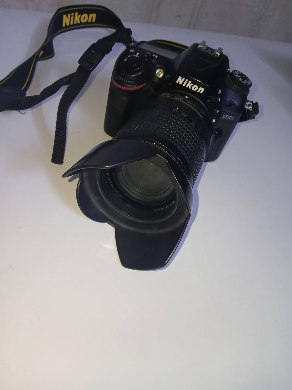 سلام عليكم كامرا نيكون 7200للبيع نضافه 100%100فقط الفلاش عاطل مكاني بغداد توصيل موجود ***********

