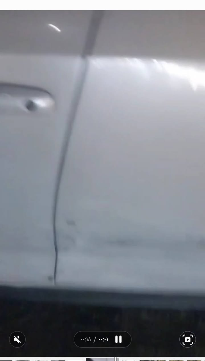 السلام عليكم كورله البيع هايبرد موديل 2022 وارد امريكي حادثه جاملغ امامي ولبنيد طخه بل عراق قبق البانزين شخوط بالباب الخلفي بصيطات اومرشوشات صبغ ولباقي المواصفات معروفه مكان بغداد الغزاليه الهياكل الخاص مغلق واتساب فقط الخاص مغلق 🔒🔒 *********** السعر 140 بيع فقط ابو المراوس عبر المنشور
