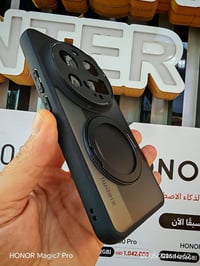 كفرات ماركة مصنوعه من مادة TPU البولي يوريثان الحراري يحتوي على استاند...