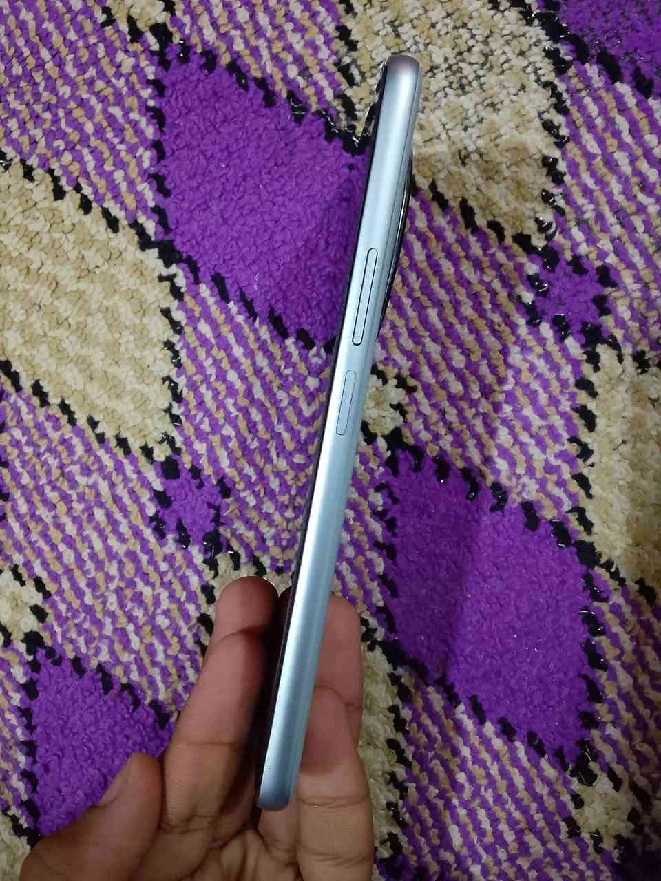 هونر 9X سمارت جهاز نظيف جداً استخدام قليل الجهاز كامل من كلشي كارتون وشاحن ذاكرة 256 بطارية فول كامره تخبل
 🔴السعر 250 بي مجال🔴 مكان الجهاز شارع المصورين اكتب تم واني اجيك خاص او واتساب ***********
