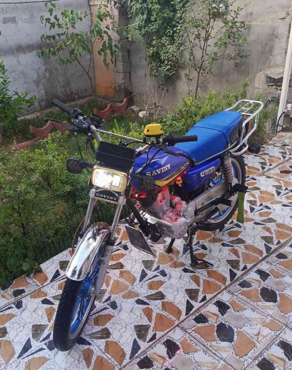دراجه سيفان للبيع موديل 2023
اوراق كامله محرك مامفتوح لاتبخير ولاتنقيص دراجه كامله ونظيفه سعرها 650وبيها مجال مكاني التاجيه شارع النائبه زينب  للتواصل خاص ورقمي *********** وبيك خير وتدلل
