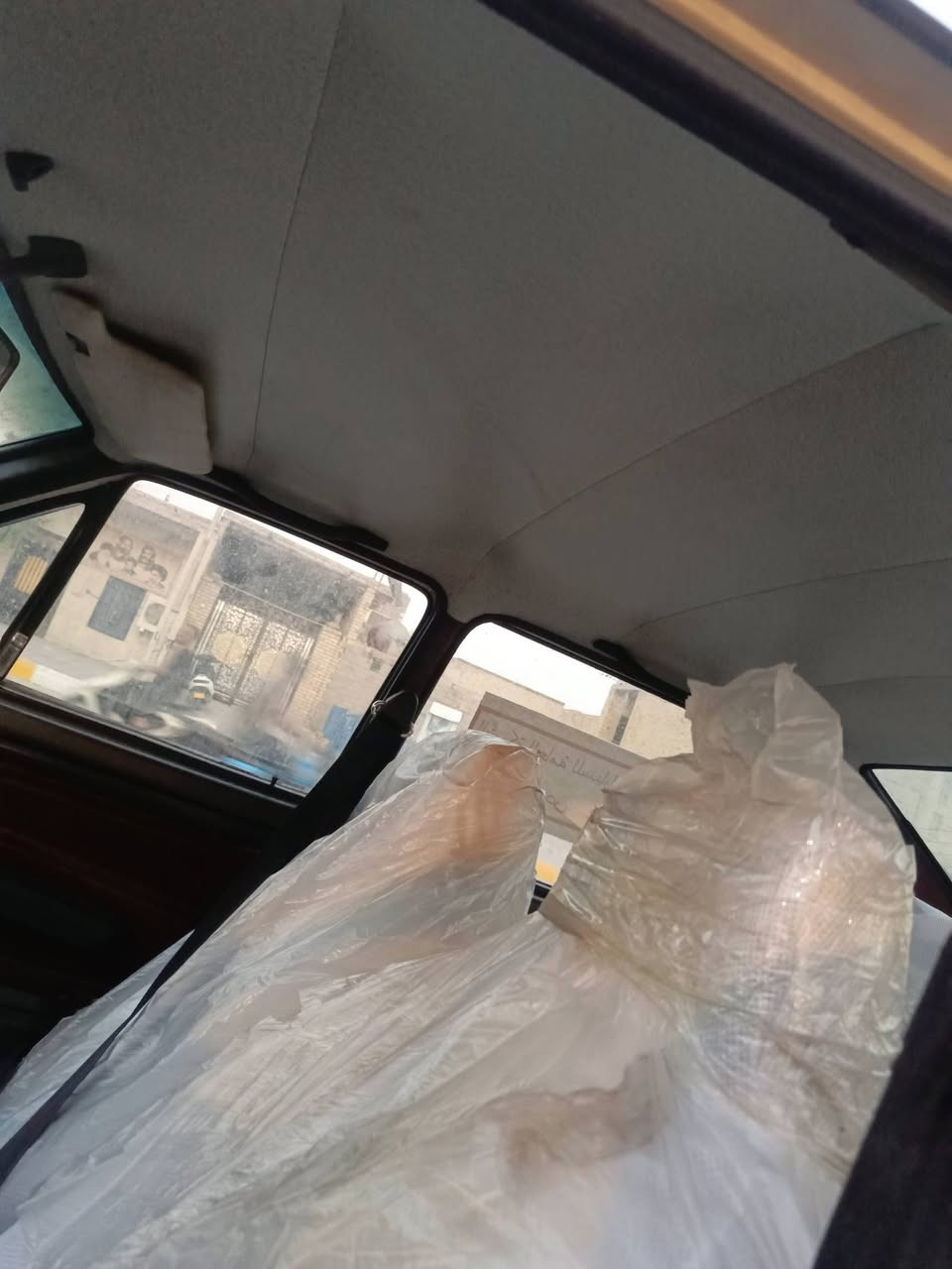 سلام عليكم برازيلي البيع موديل 85 سيار بلاد مكفوله من صبغ والمعجون والخياس سيار جديد فقط بيه بارد بلجاملغ الكدام اليمن سياره سنويه لل 30  حداده جديده سياره جاهزه فقط تبريد مايشتغل كهرابيات كله شغاله من طول الطول شراي اتصل وانه خادم مكان السياره ناصريه 
***********
